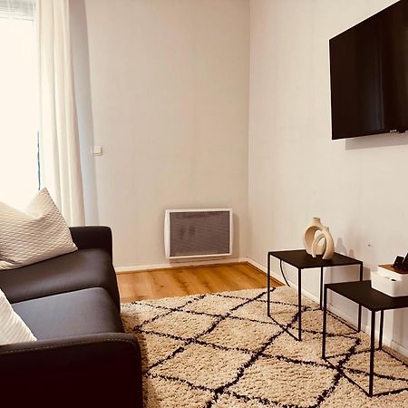 Les Grenats Apartment Конфлан-Сент-Онорин Екстериор снимка